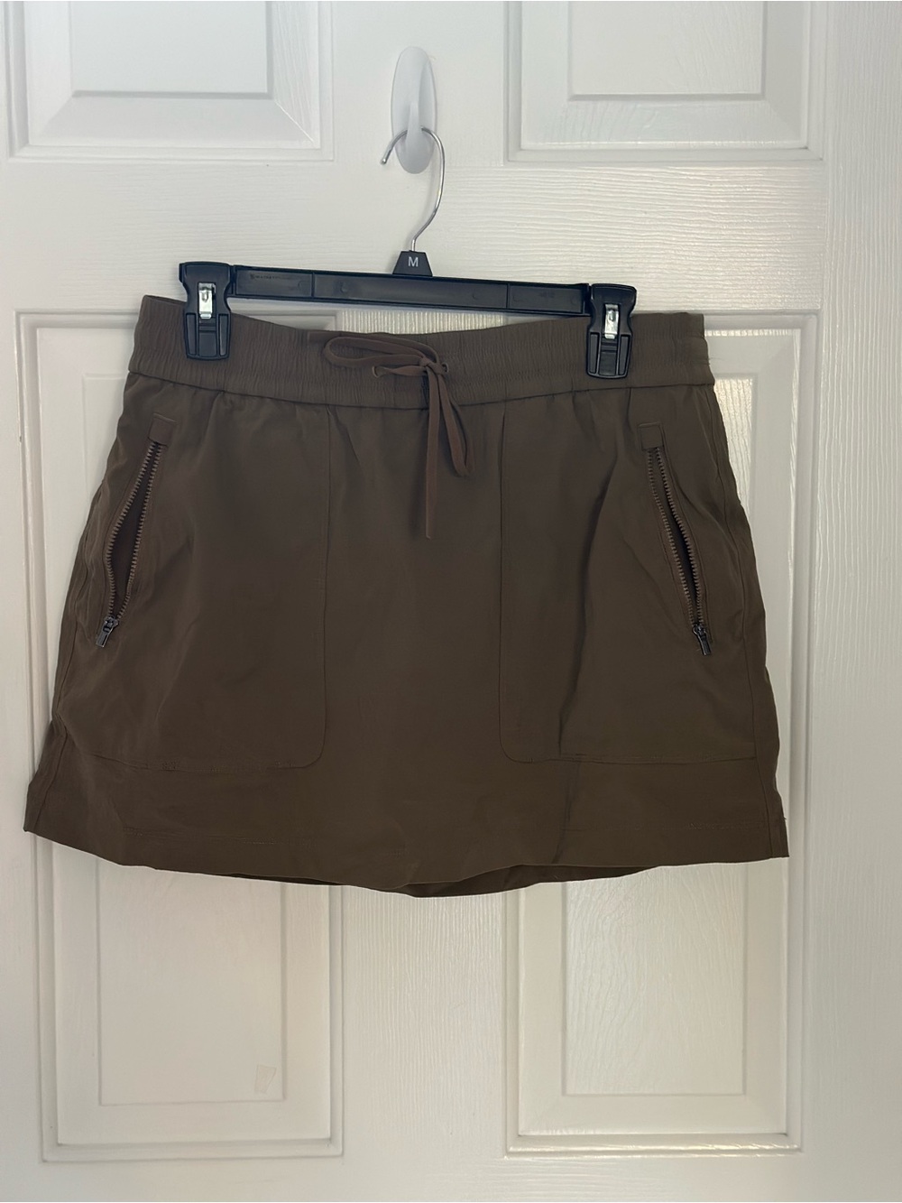 Athleta Khaki Olive Athletic Skort with Elastic Waist